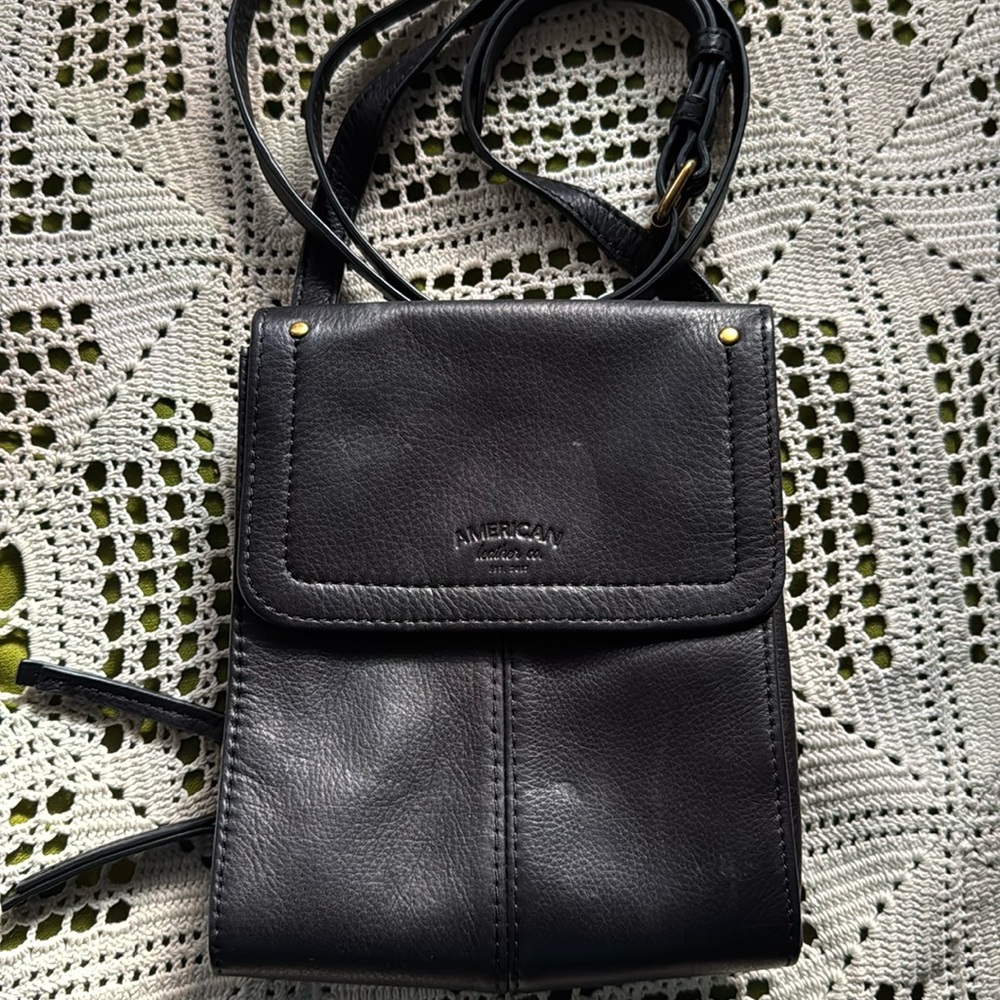 AMERICAN LEATHER CO Womens Crossbody Bag Black Leather